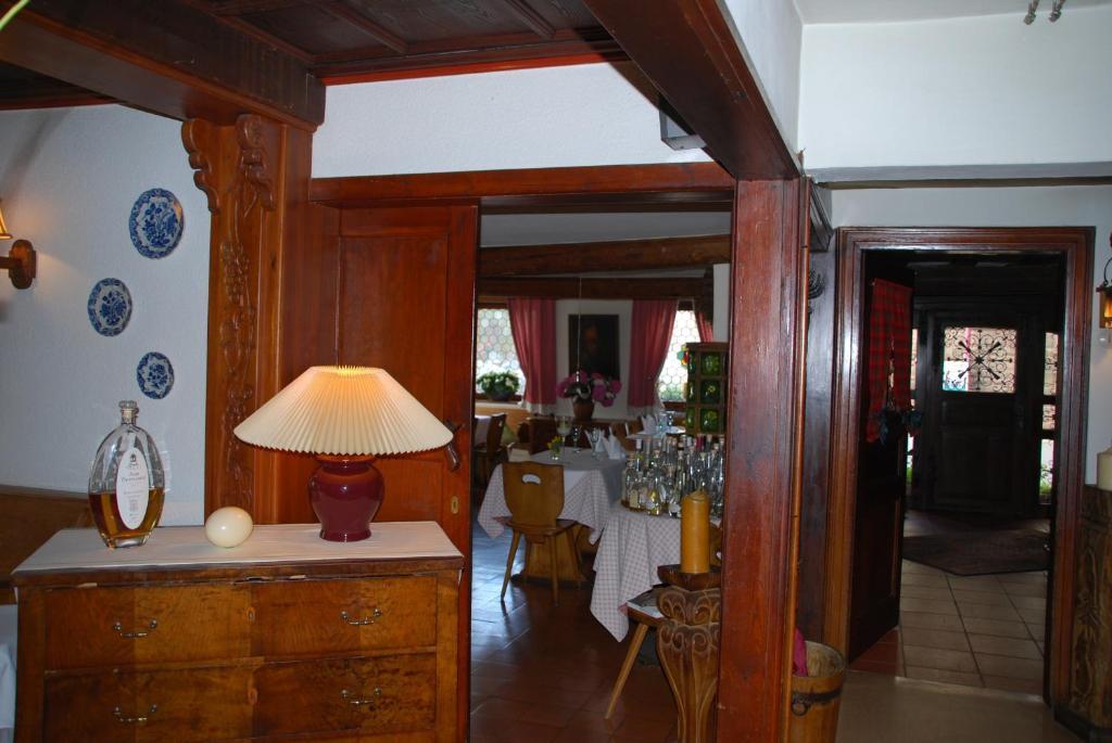 Hotel Krone Laudenbach  Exterior photo